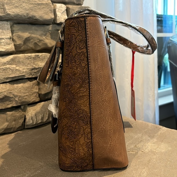 COPY - 2 IN ONE SET! Montana West concealed carry tote & handbag,embossed vegan… - Picture 12 of 16